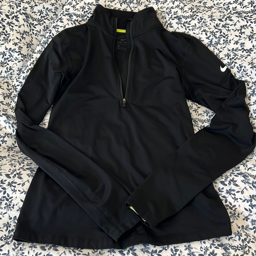 Nike half-zip
